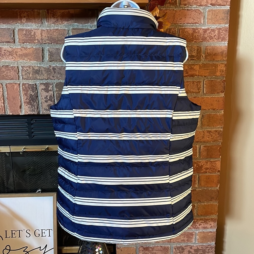 Lands' End Blue & White Striped Puffer Vest Tall Fit - Picture 3 of 5